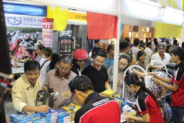 Gian hàng Thiên Nhẫn tại Hội chợ Hàng Thái 8/2014