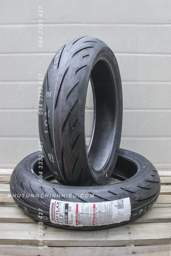 Lốp xe mô tô Bridgestone 150-60R17M/C S22 066H - Battlax Sport Rear